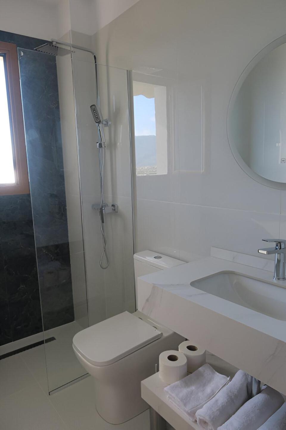 Radhimë Doko Hotel מראה חיצוני תמונה