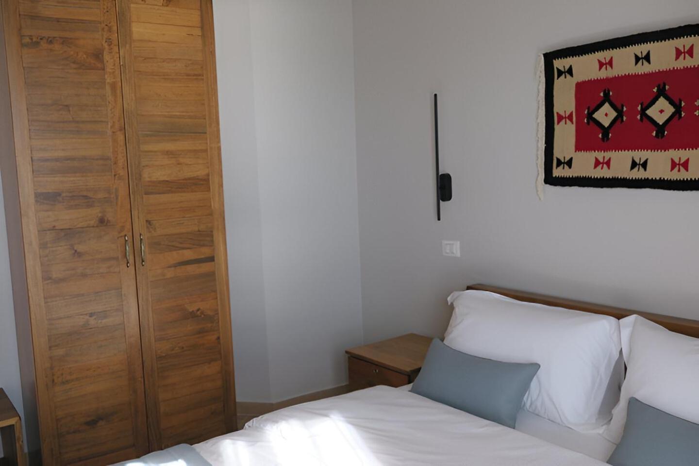 Radhimë Doko Hotel מראה חיצוני תמונה