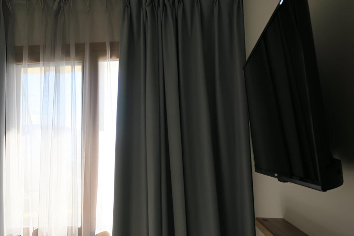 Radhimë Doko Hotel מראה חיצוני תמונה