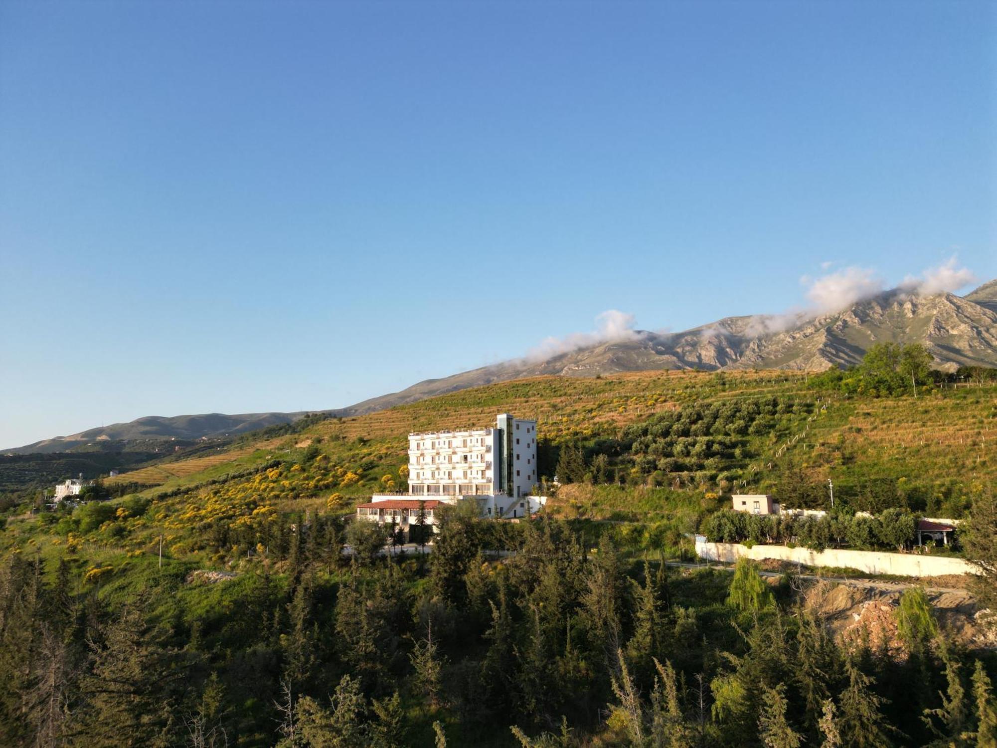 Radhimë Doko Hotel מראה חיצוני תמונה